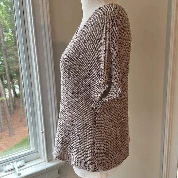 Eileen Fisher - Gorgeous Lightweight Open Weave Sweater, Size XS, Like New - Picture 4 of 8